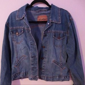 LEVI JEANS DENIM JACKET MEDIUM WASH 🦕